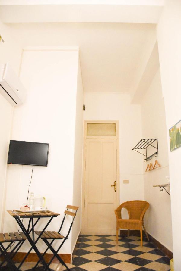 Casa Jolanda B&B Palermo Buitenkant foto