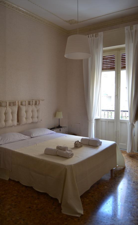 Casa Jolanda B&B Palermo Buitenkant foto